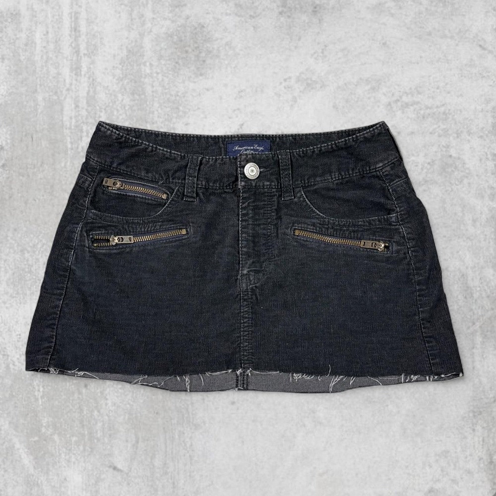 American Eagle Black Corduroy Mini Skirt Raw Hem Zipper Pockets Stretch Size 0